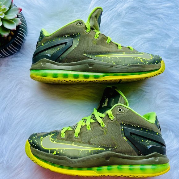 *SOLD* Nike Max Lebron 11 Low - Picture 4 of 12